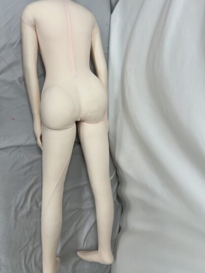 【中古美品】幸福人形　ボディのみ　Cカップ　ホール脱着式　ボディのみ身長約145cm　DF5082 - 画像 (9)