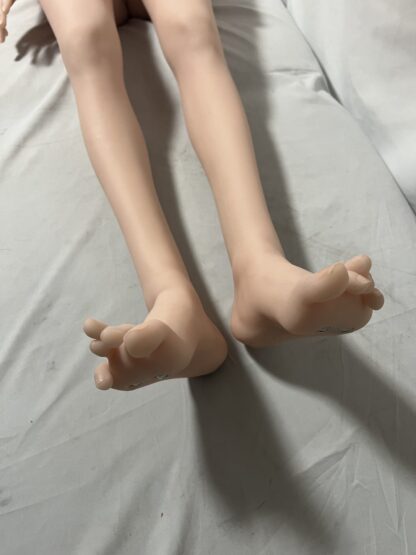 【中古美品】Realgirl #C9　Eカップ　ホール脱着式　ゼリー胸　自立加工有　超リアルメイク　軽量版　約158cm　DF5149 - 画像 (10)