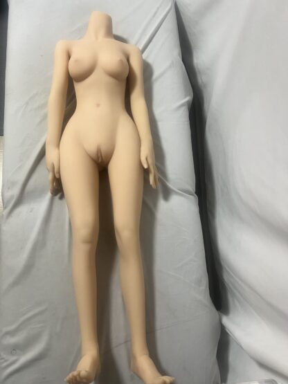 【中古美品】TPEドール　ボディのみ　ホール一体型　自立加工有　約122cm　DF5266 - 画像 (6)