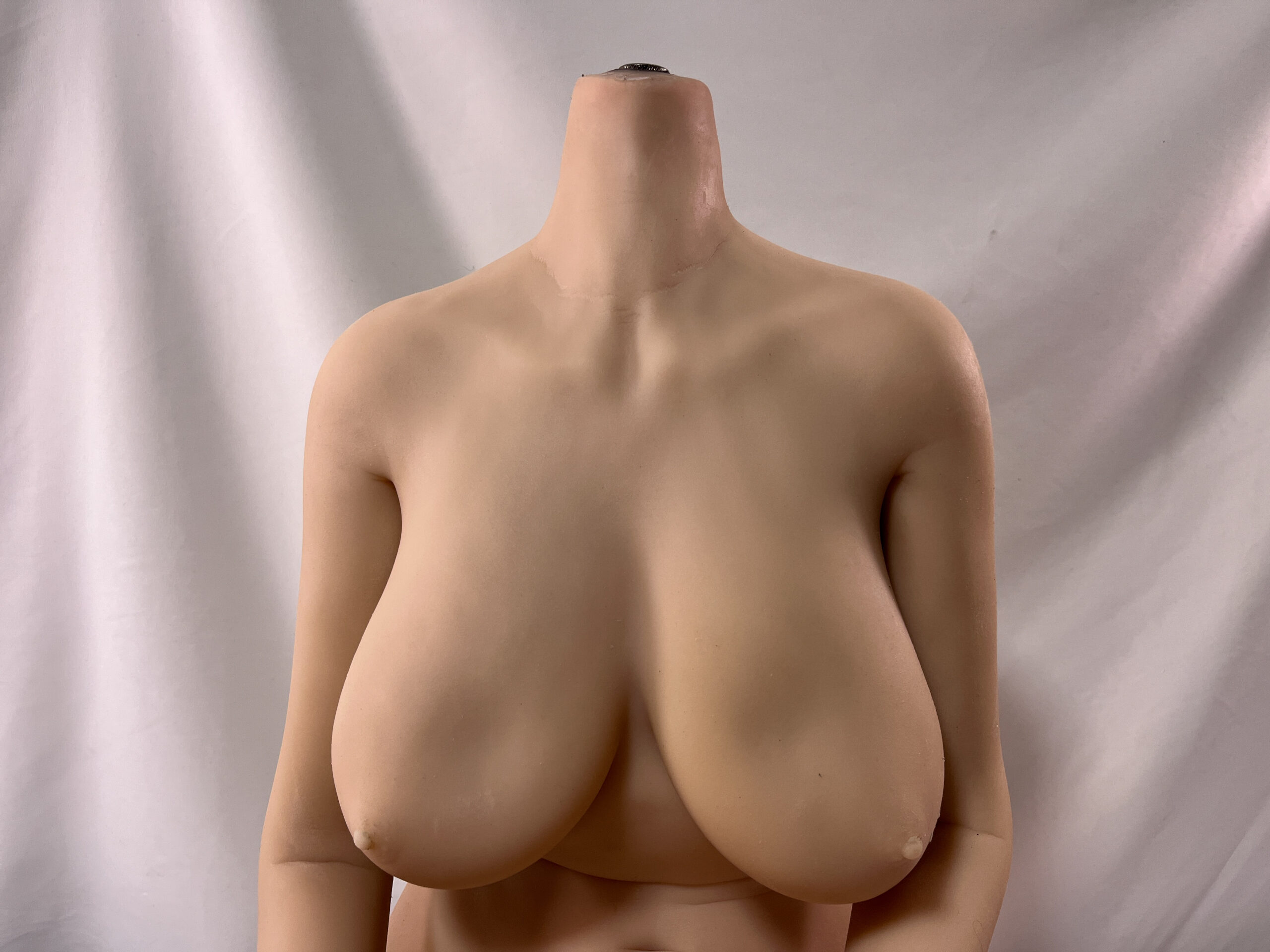 【中古ジャンク品】TPE製 ボディ単品のみ 約150cm ホール一体型 ゼリー胸 DF5349 - 画像 (2)