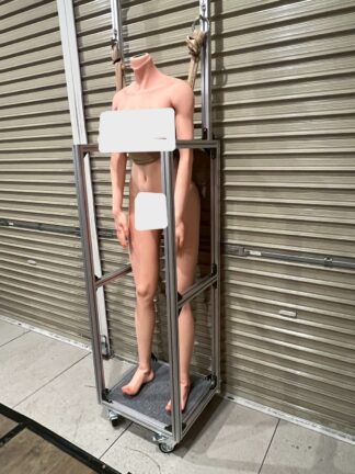 【中古】ラブドール設置台（アルミ製） キャスター・ストッパー付き 吊り下げ式 約13kg DF-STAND001