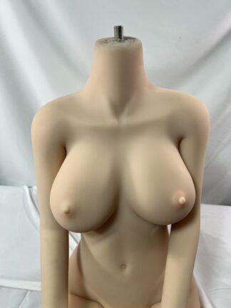【中古】TPEドール　ボディのみ　ホール脱着式　ゼリー胸　自立加工有　約130cm　DF5347