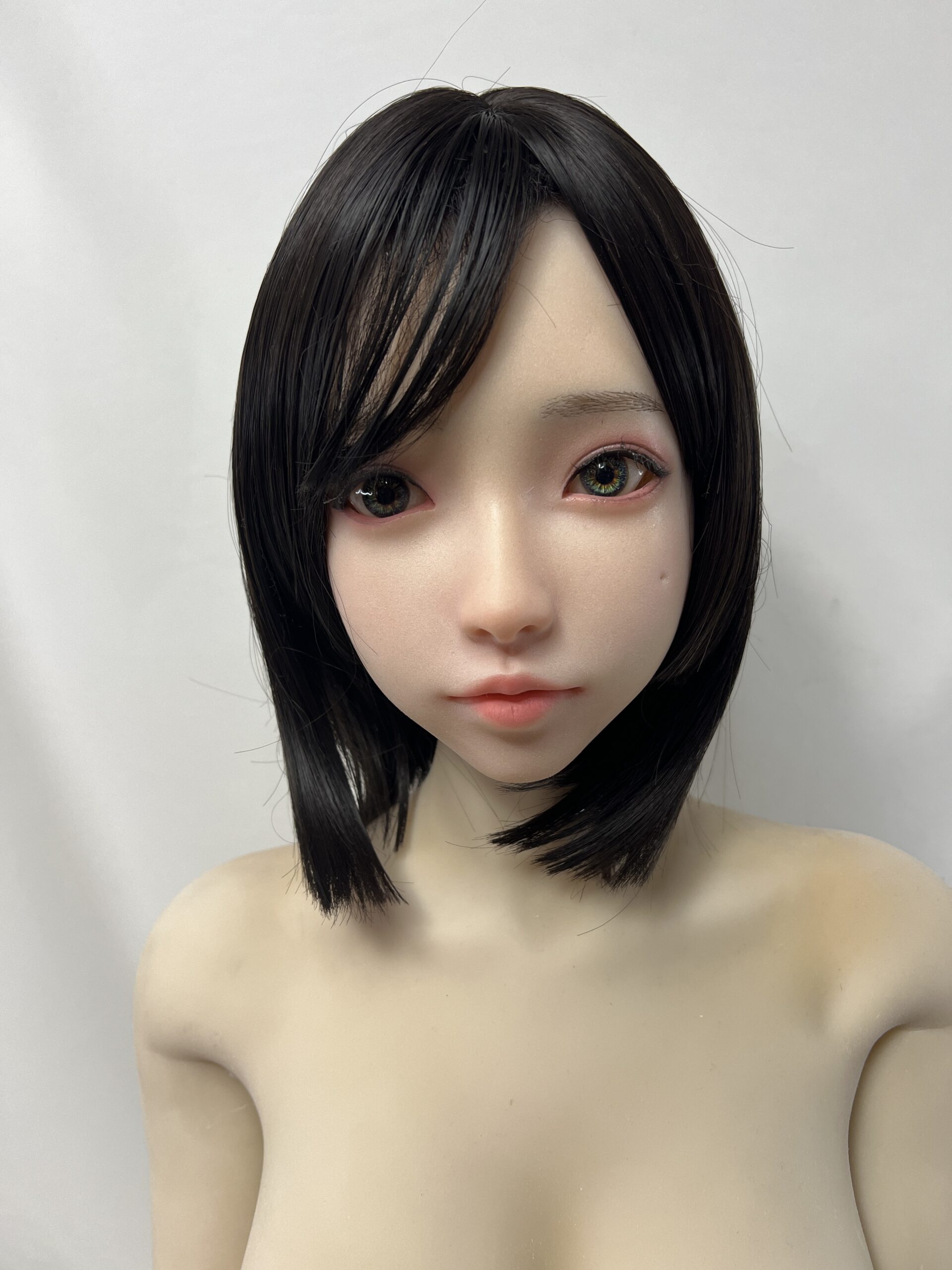 【中古】Realgirl #R45軟性シリコンヘッド+軽量化TPEボディ 口可動有 職人メイク ホール一体型 ゼリー胸 自立加工有 約148cm DF5455 - 画像 (2)