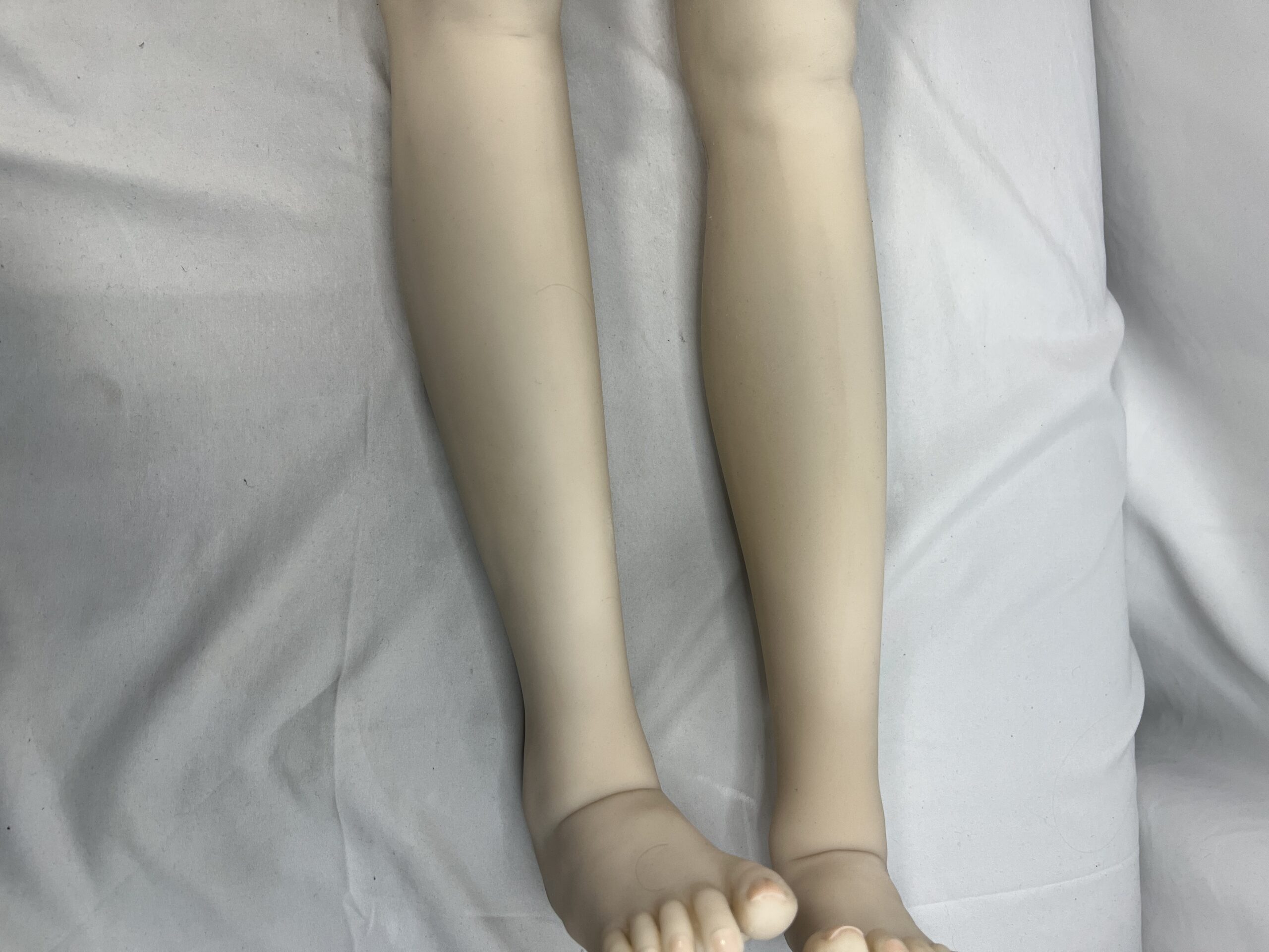 【中古】Realgirl #R45軟性シリコンヘッド+軽量化TPEボディ 口可動有 職人メイク ホール一体型 ゼリー胸 自立加工有 約148cm DF5455 - 画像 (21)