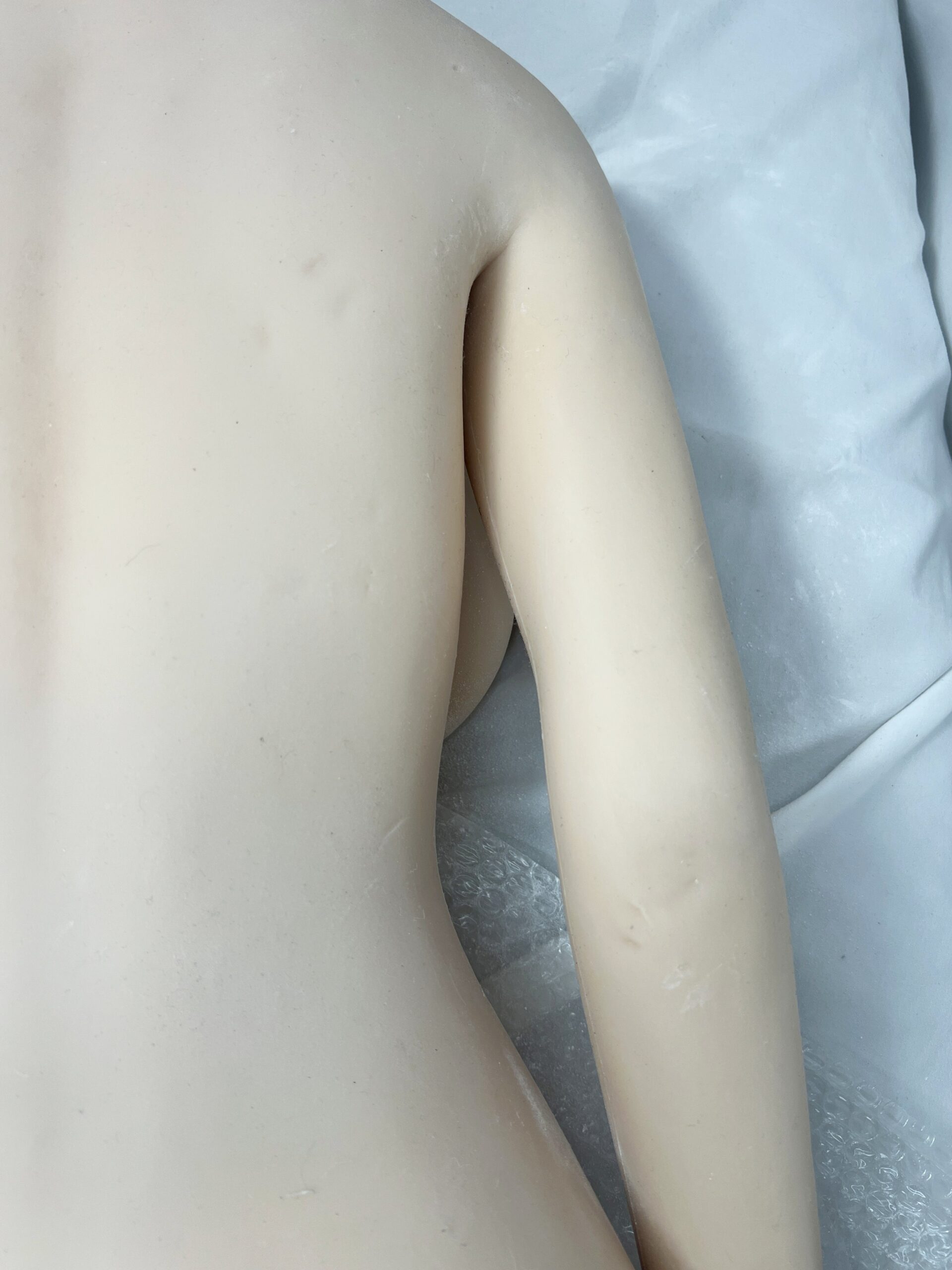 【中古】フルシリコンドール 植毛硬質ヘッド ホール一体型 指骨格 ゼリー胸 自立加工有 約140cm DF5491 - 画像 (23)